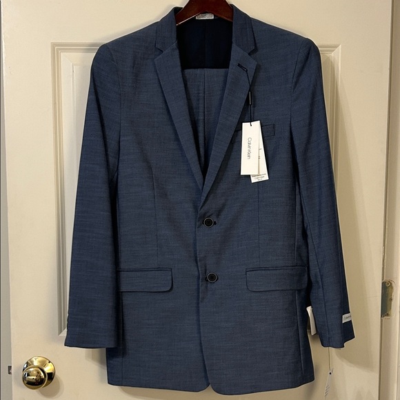 NWT Calvin Klein Boys Mixed Size, Slim Fit Medium Blue Single Breasted Suit - Picture 1 of 11